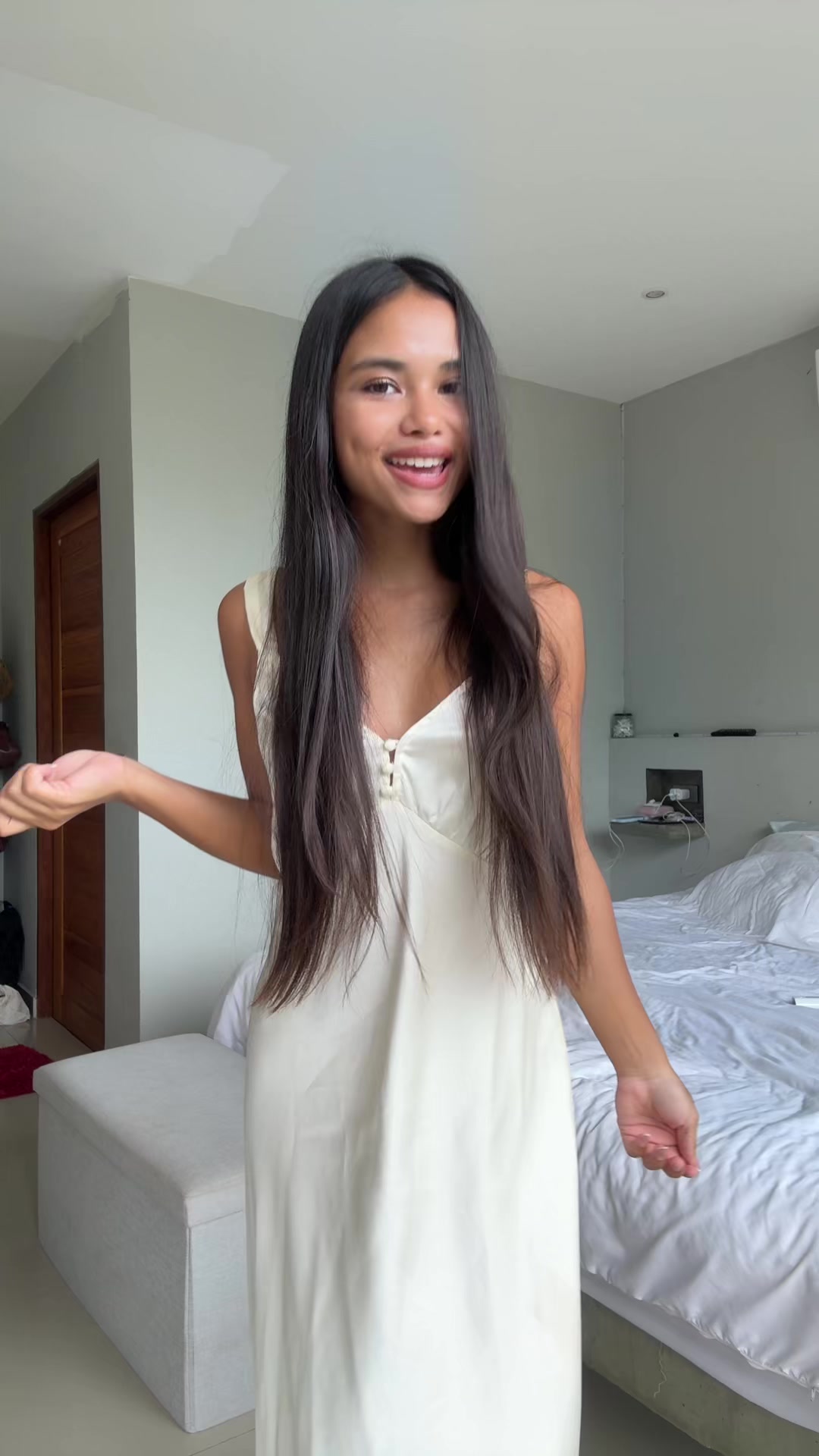 @itslararaes
