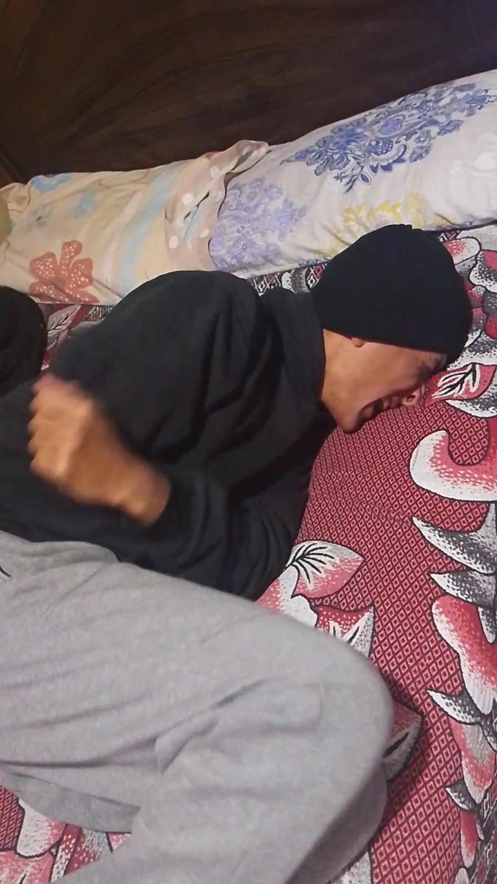 @Ari