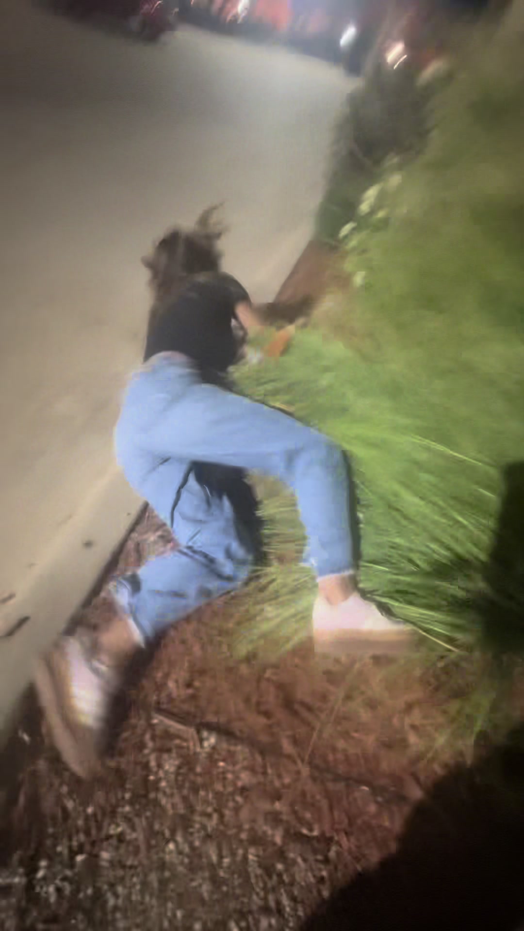 @lil