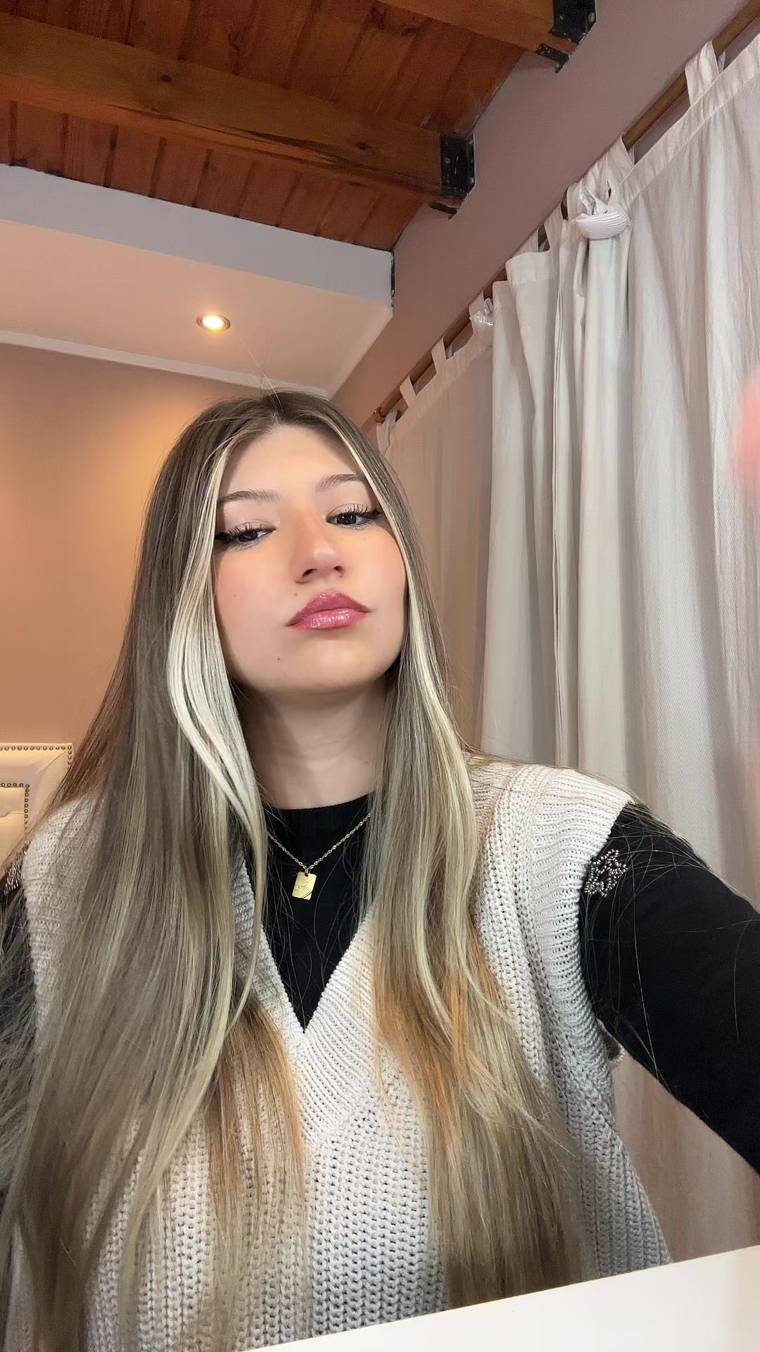 @Camila 👑
