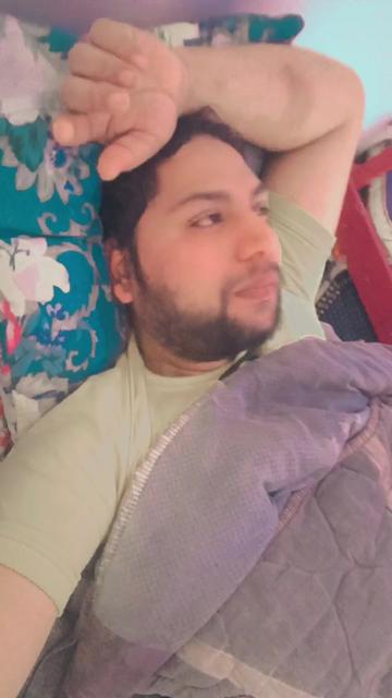 @Moon Shah 🇵🇰 🇰🇬