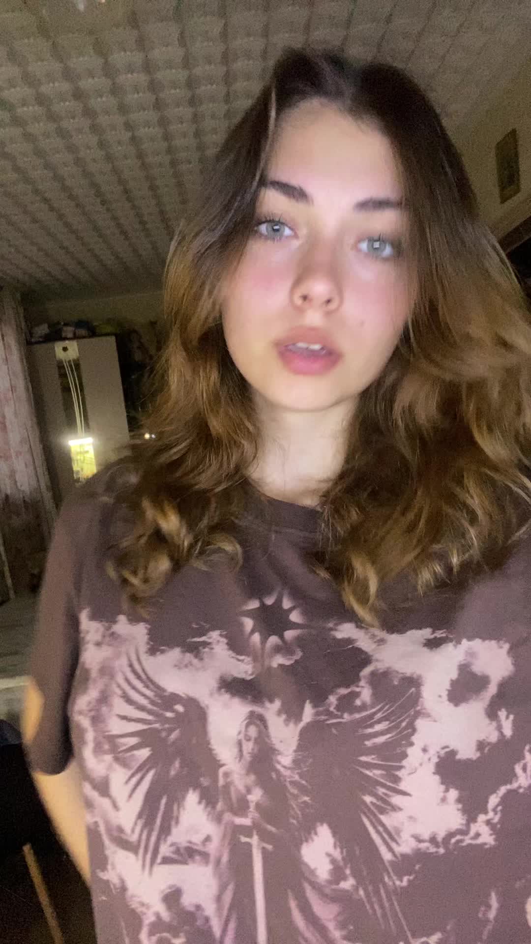 @annyahd