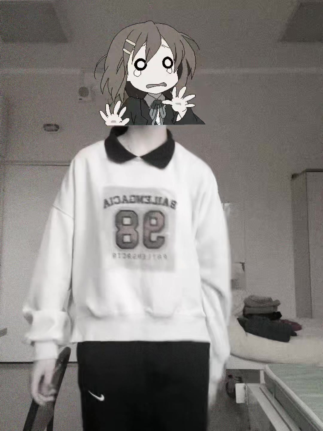 @qy1kar_