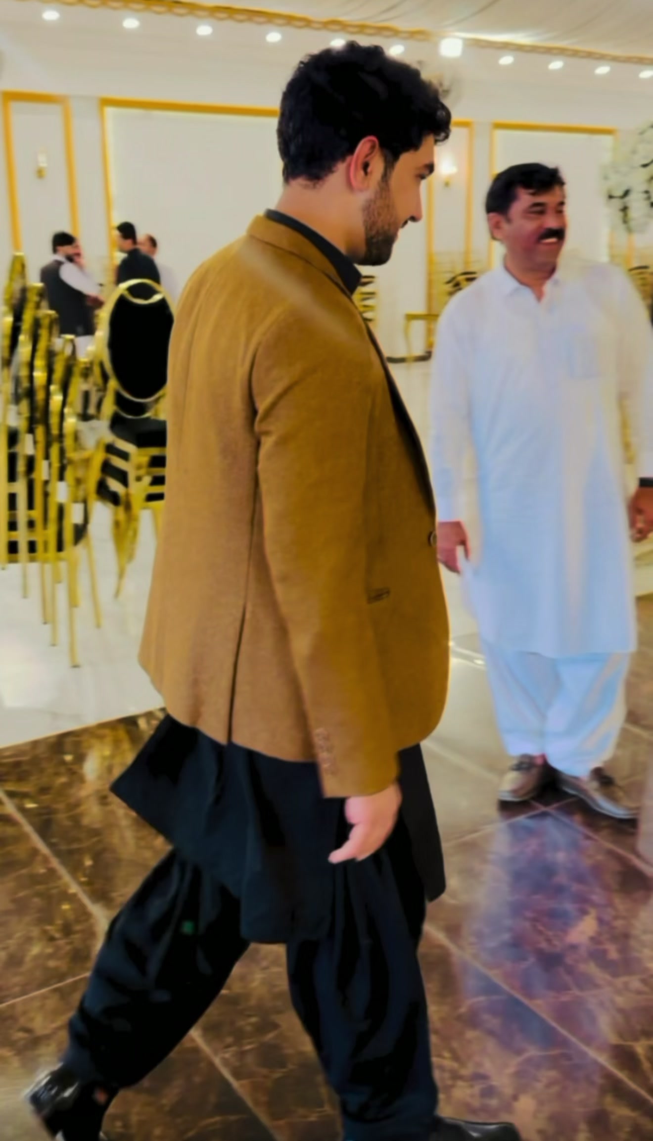 @Mr SHAHZAD🤴