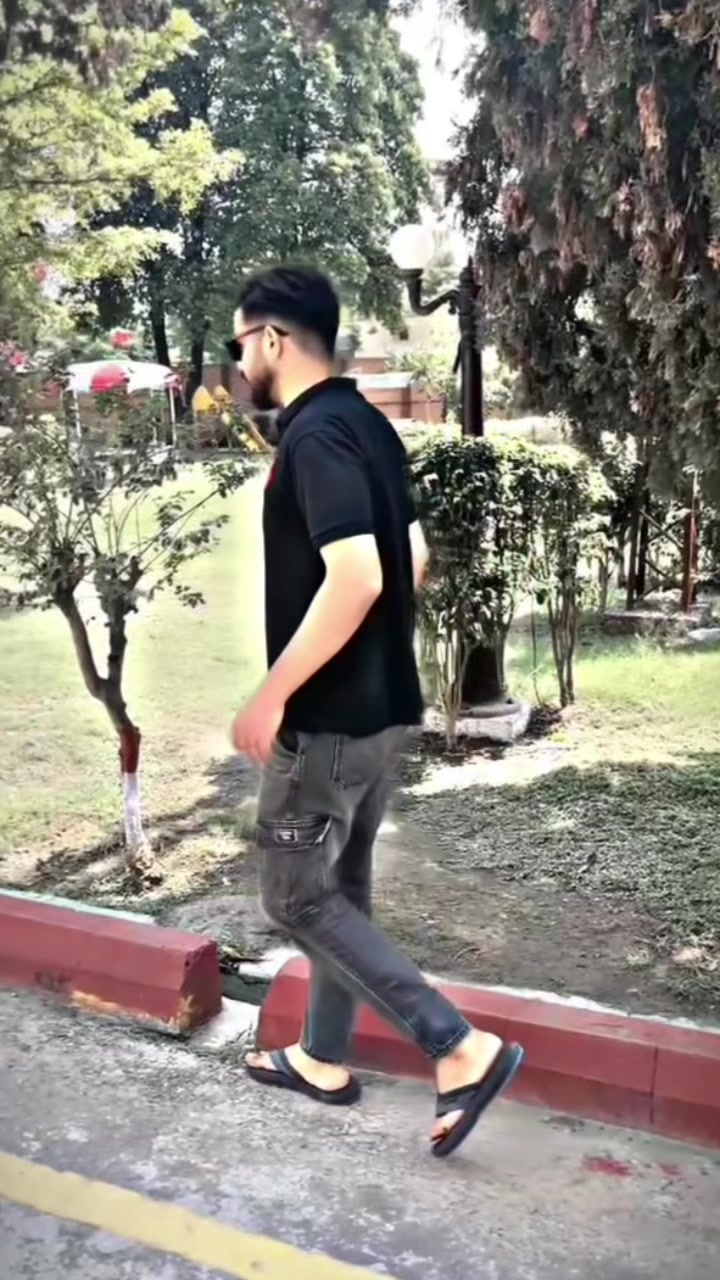 @💸