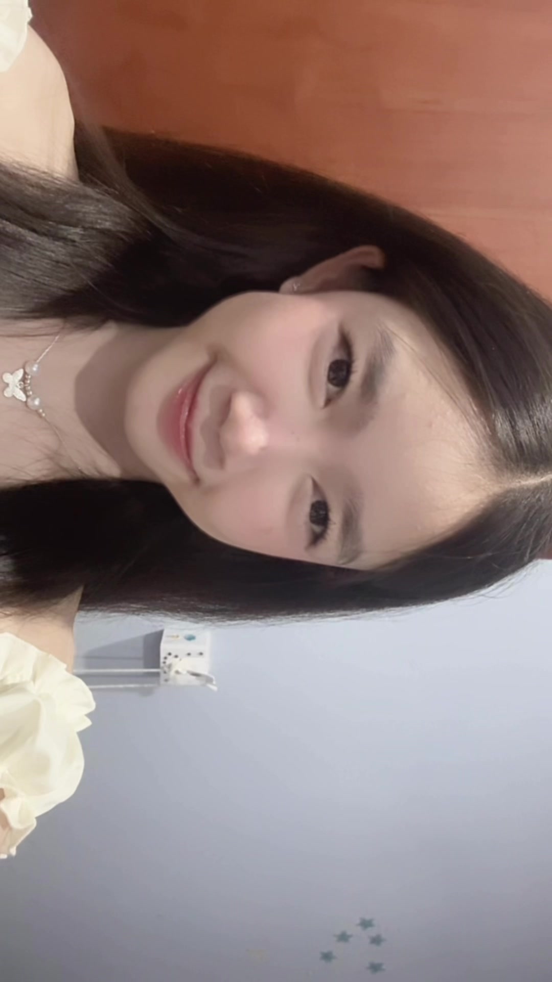 @🐰