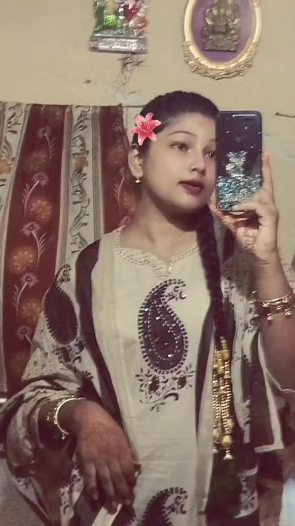 @Divyani karna