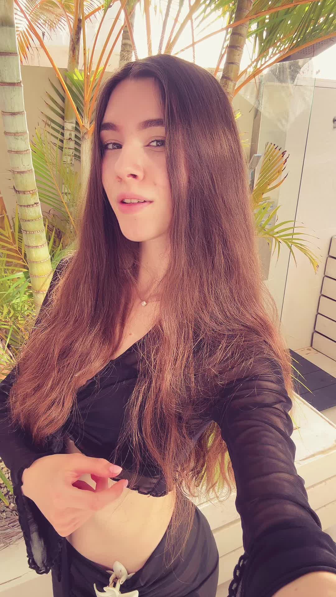 @vaxxrya