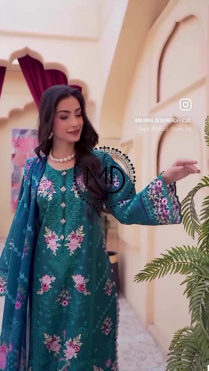 @Fouziadressboutique
