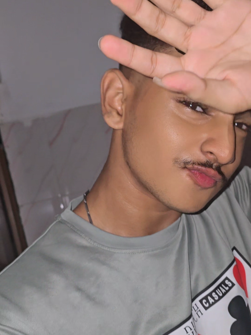 @𝙆𝙚𝙫𝙞𝙣𝙯𝙮 Tt 🫧😻