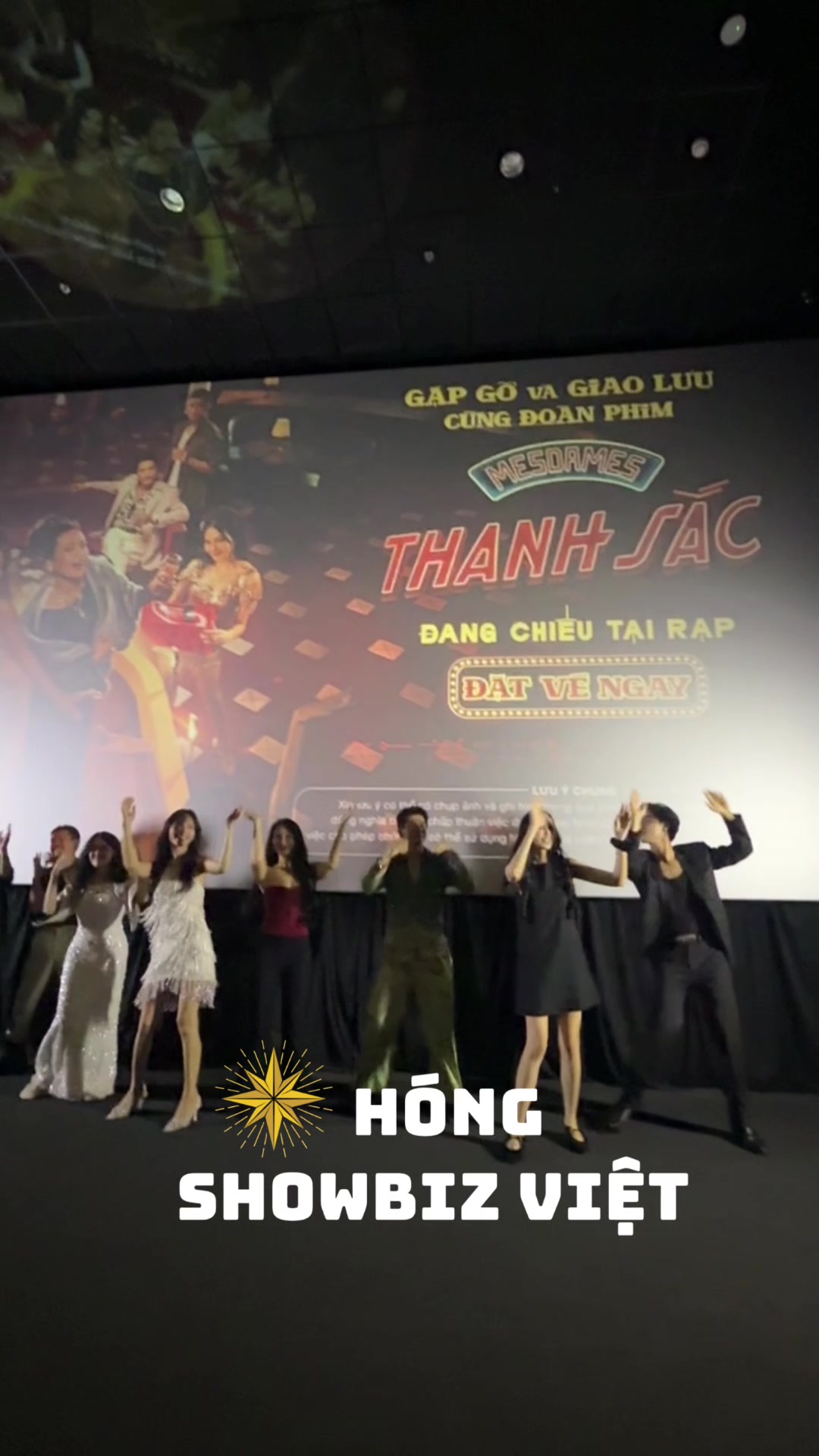 @Hóng Showbiz Việt