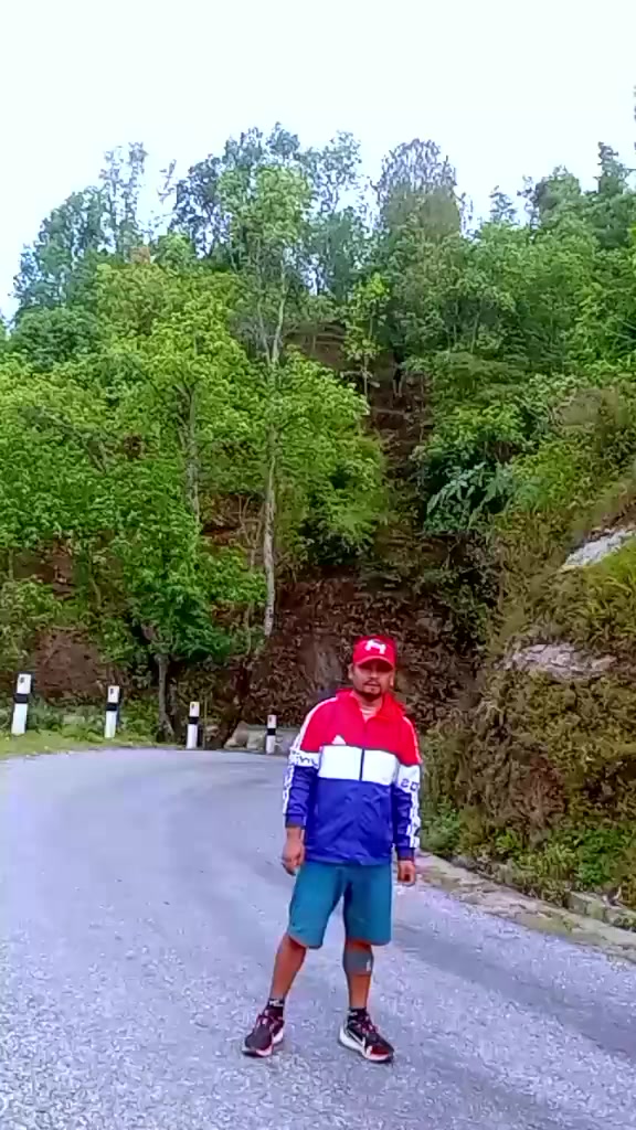 @अर्जुन सेन्चुरी &szlig;&kappa;.(गाउँले)
