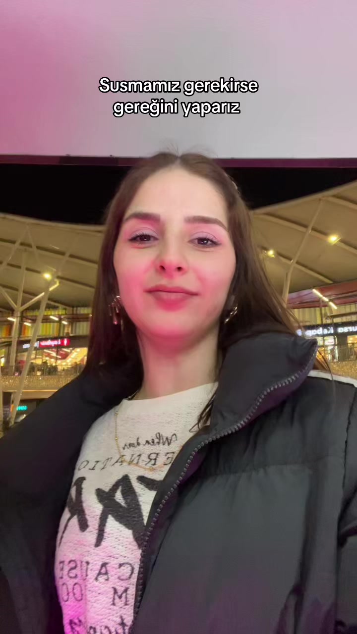 @M&uuml;ge Karaca
