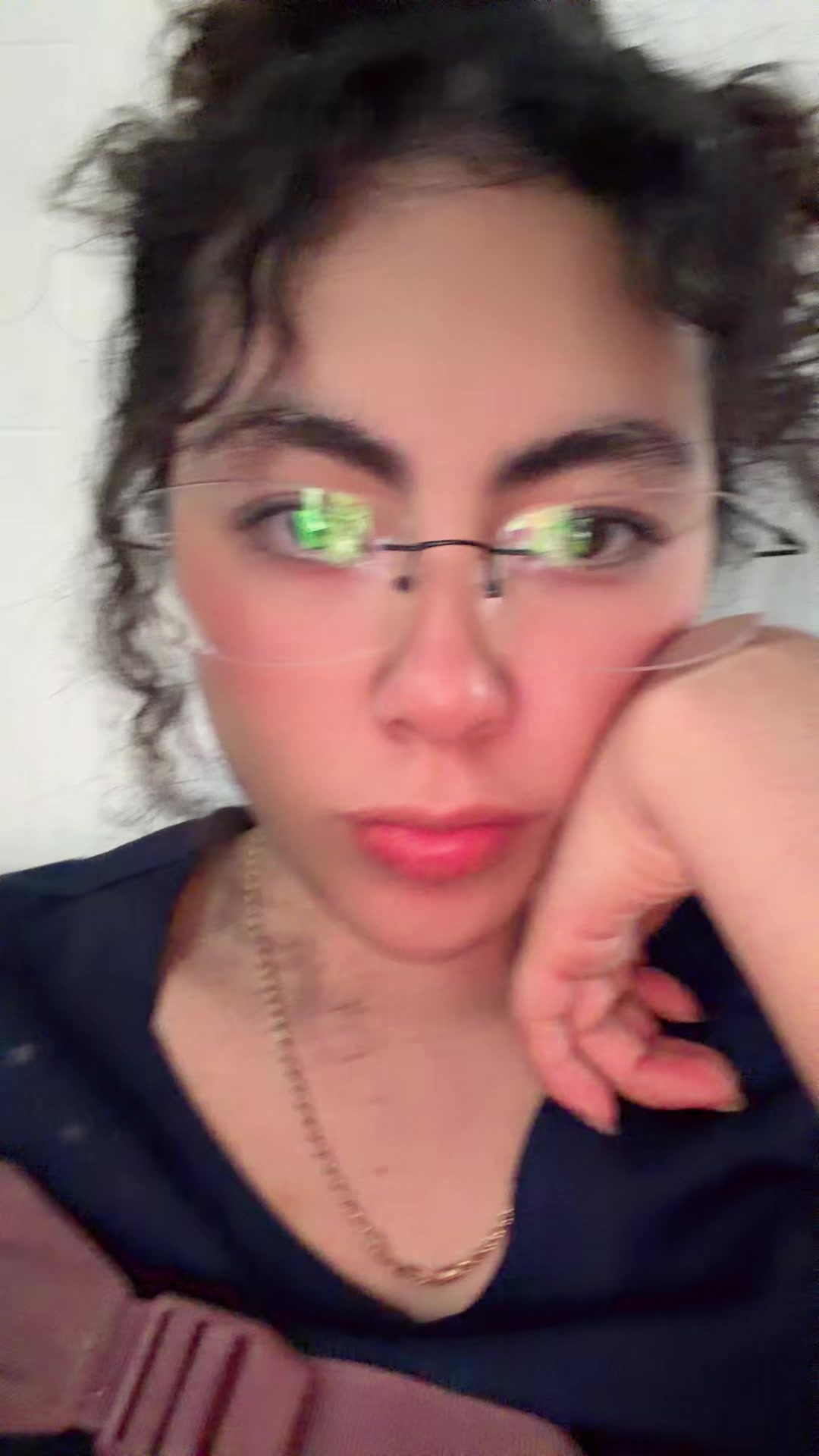 @Victoria Anah&iacute; Monro