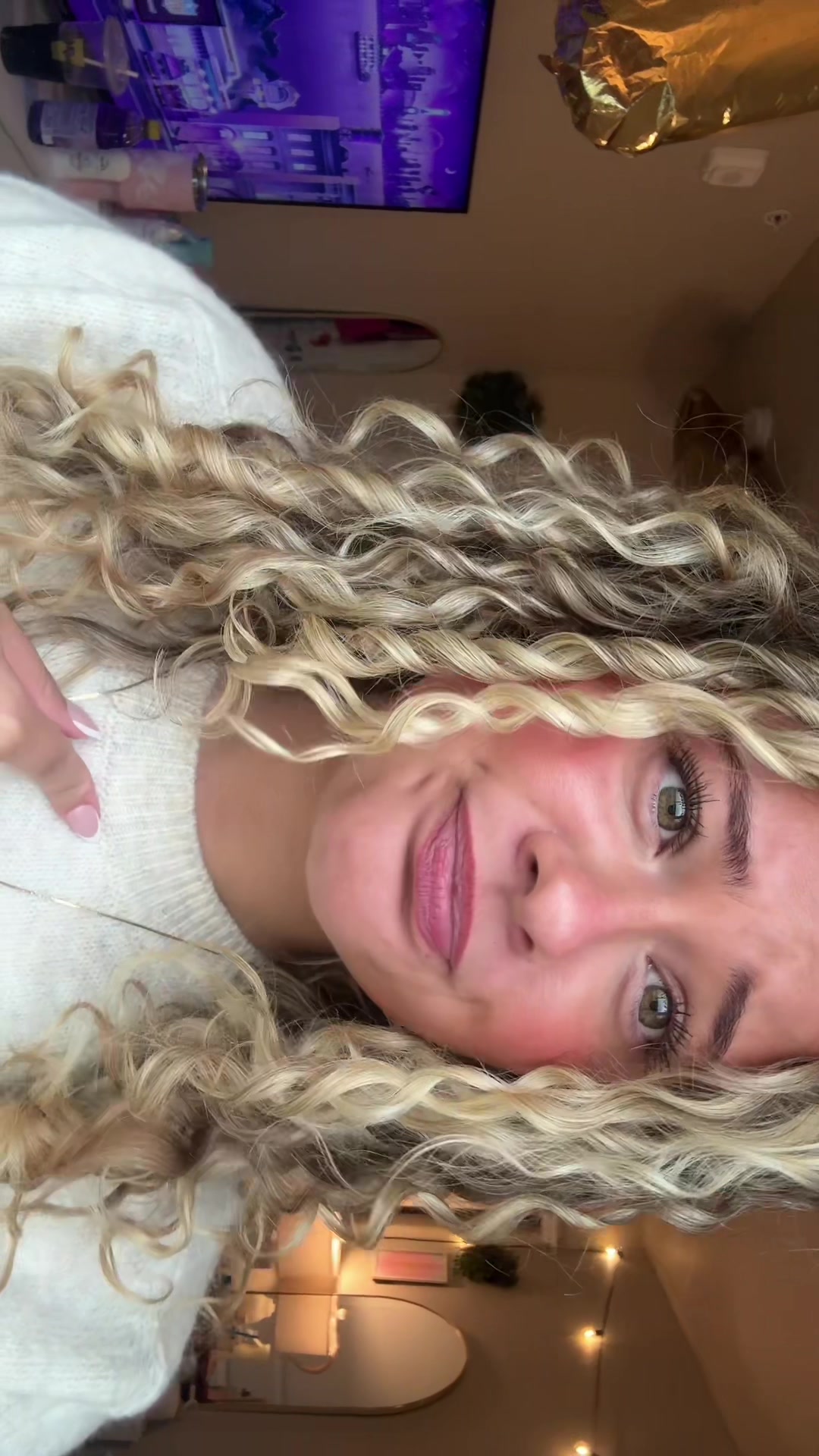 @Ava👩🎤