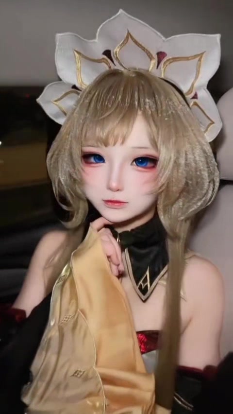 @Senpai ๐๐.๐๐๐
