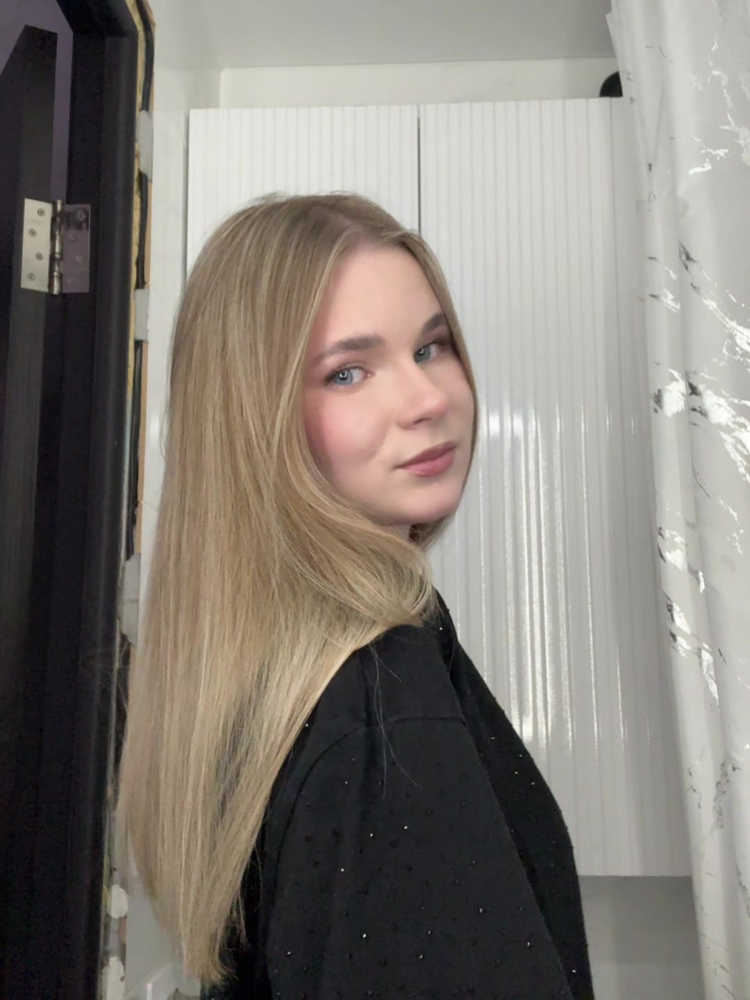 @анька 🌟