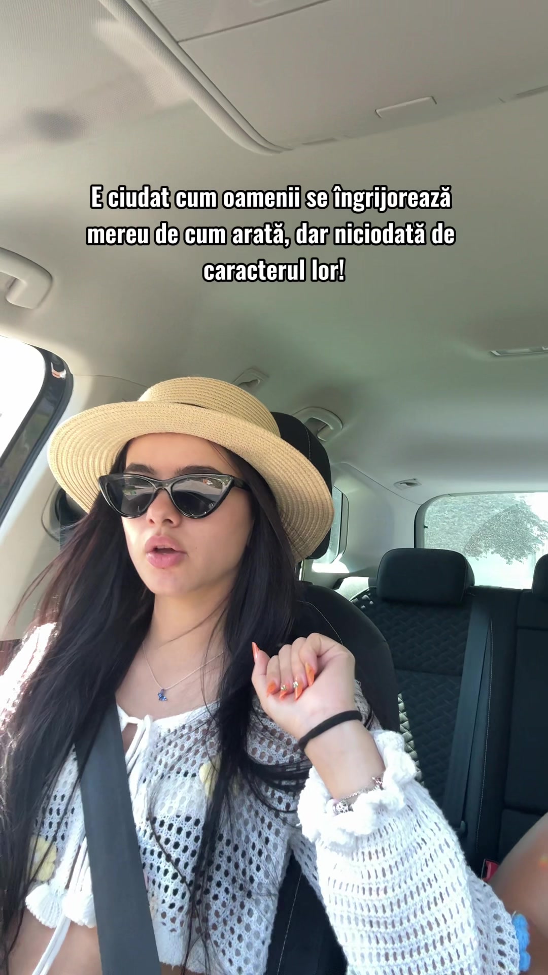 @Medina Cristina