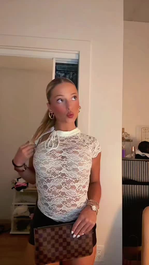 @nikki g