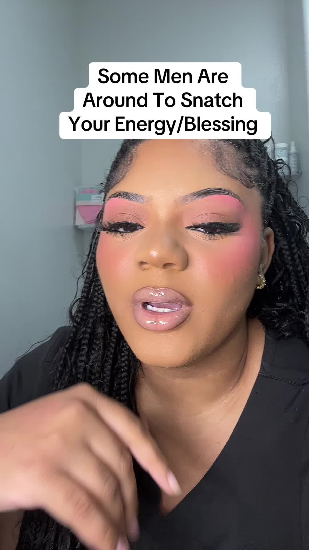 @SHA | PRO MUA & INSTRUCTOR ✨