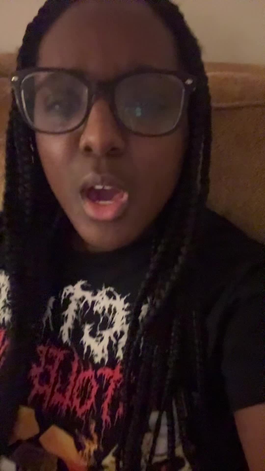 @ilovemorenos0427