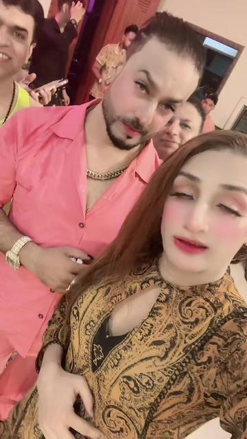 @Kami_Bulbul