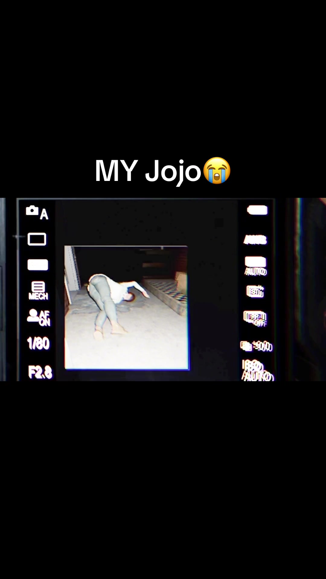 @𝒞𝒽𝒶𝓋ℯ𝓎🥀