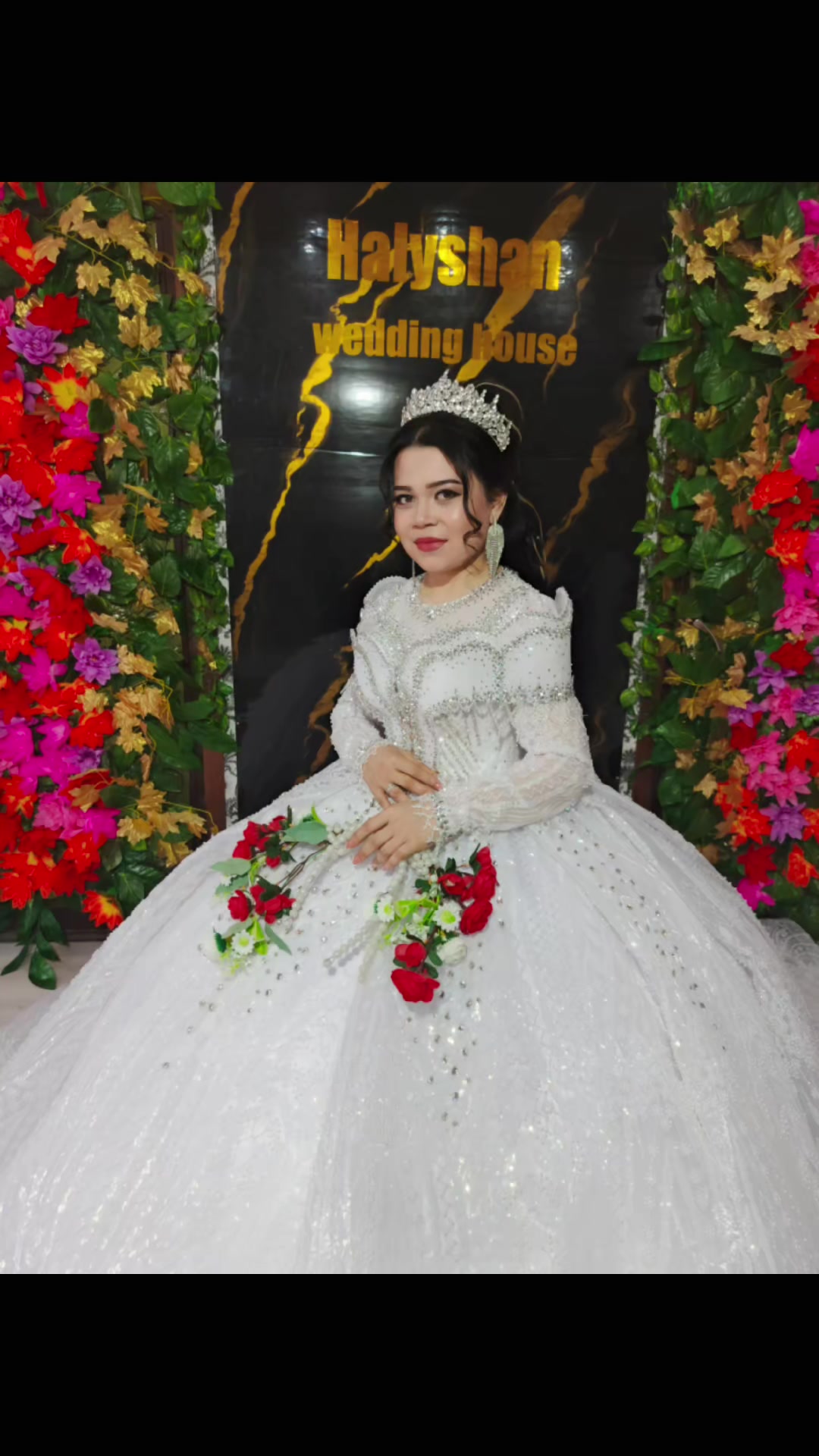 @Halyshan Wedding house