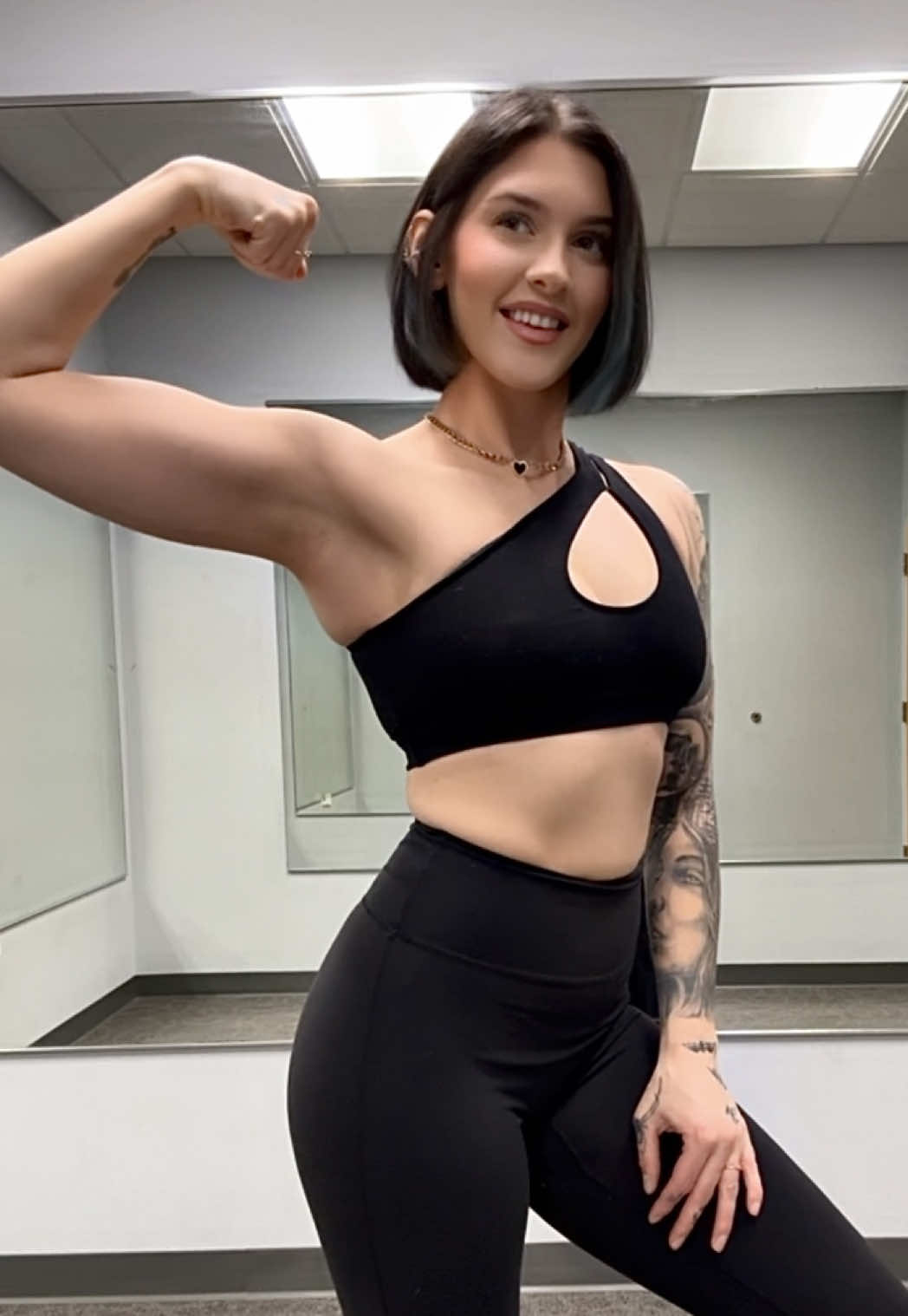 @Haley_Dominique