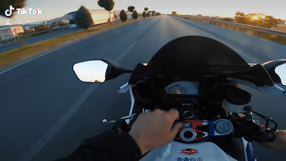 @Tanju.1000RR