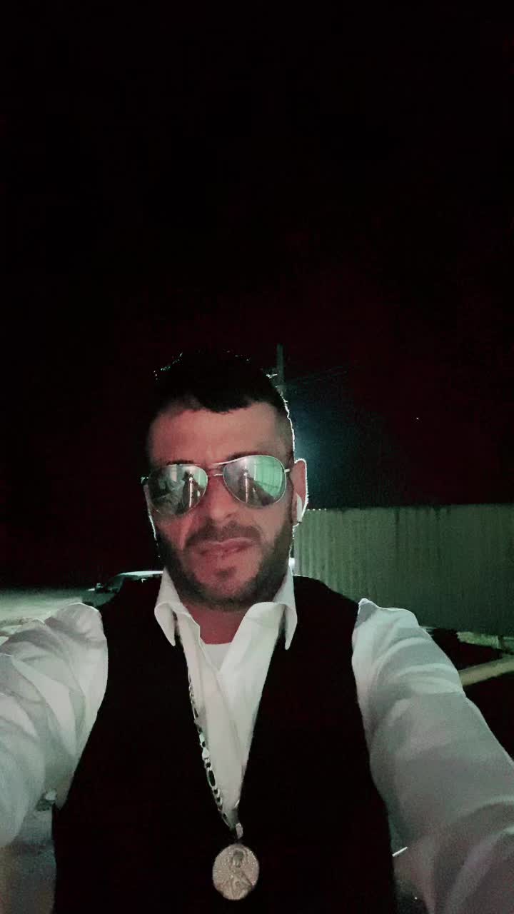 @user5562553799405