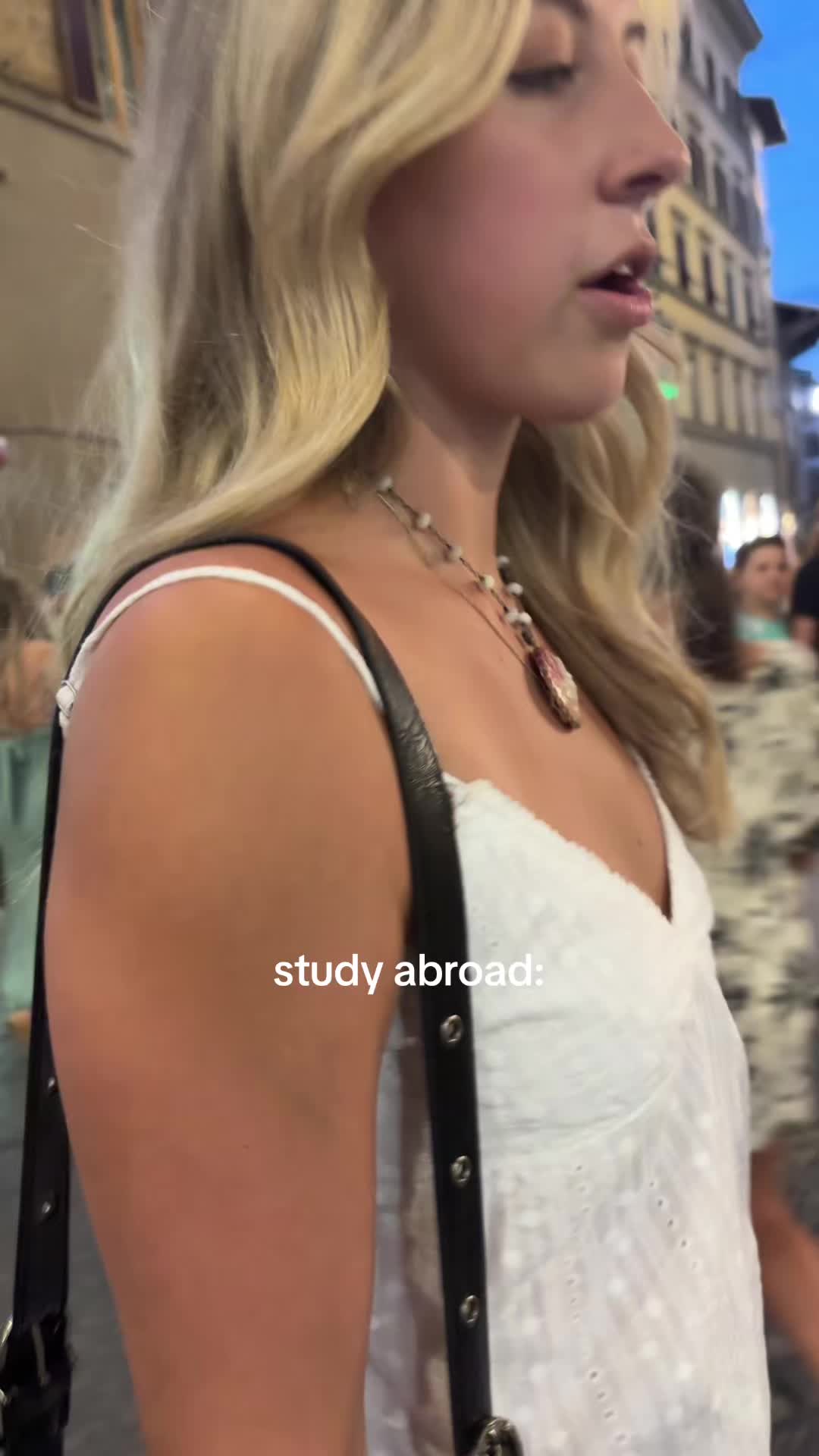 @veronica