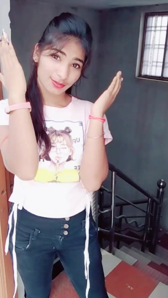 @Ruhi239
