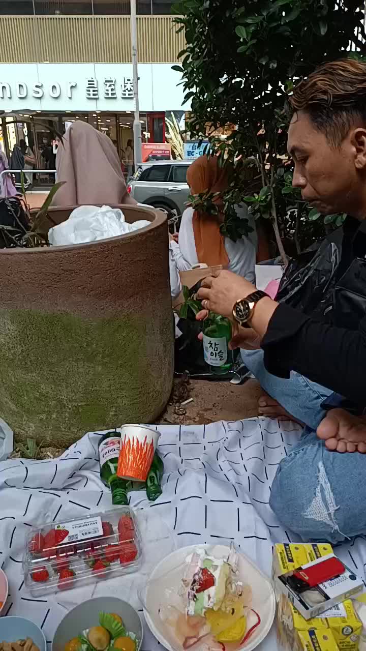 @R4is_saputro