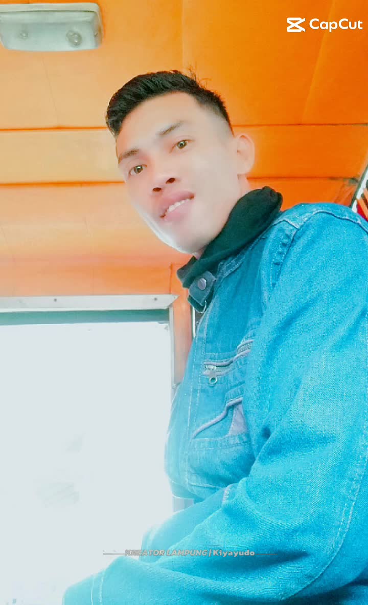 @S<>P