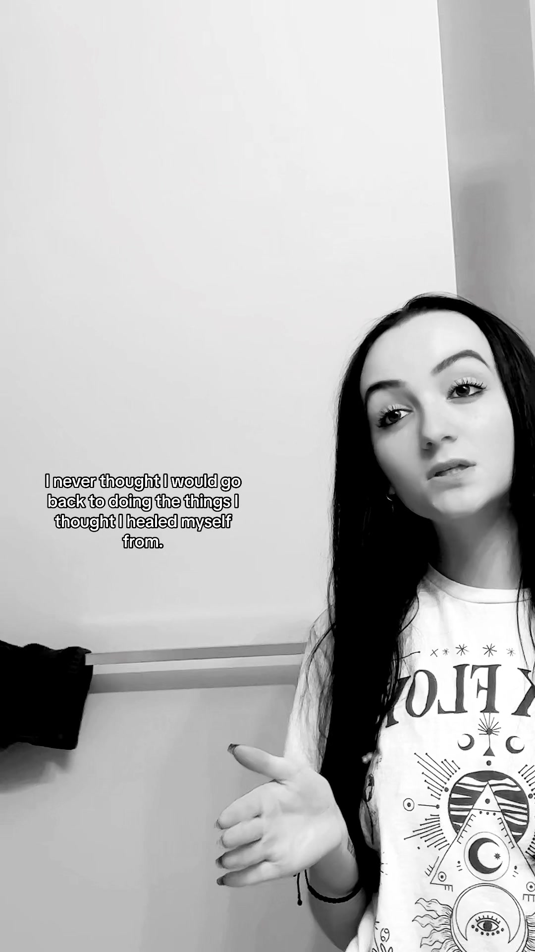 @🖤