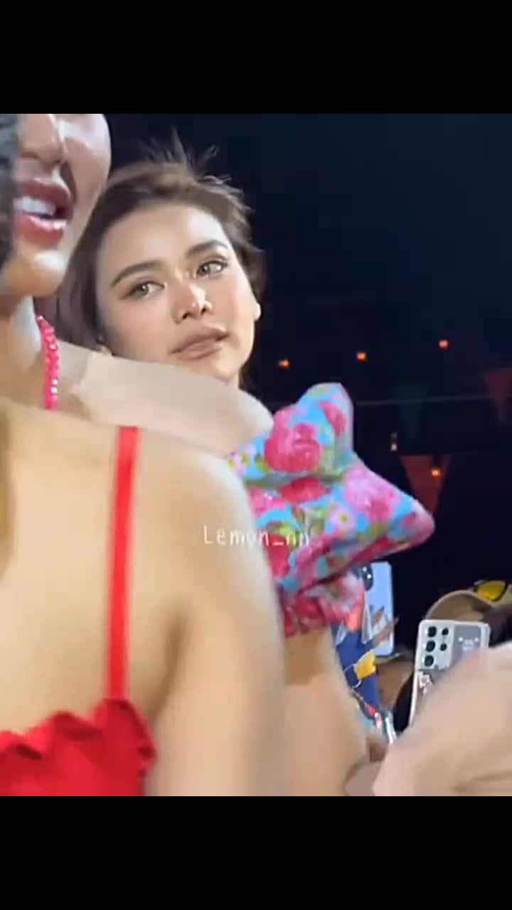 @Ari 🧸 อารี