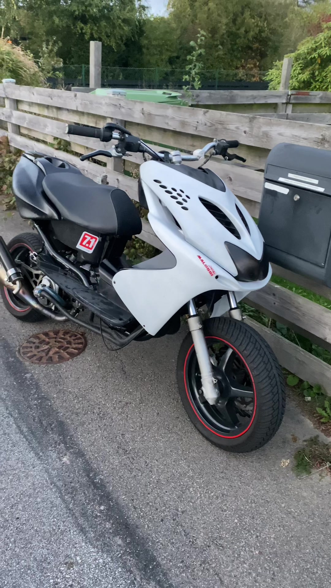 @🛵💨💨💨