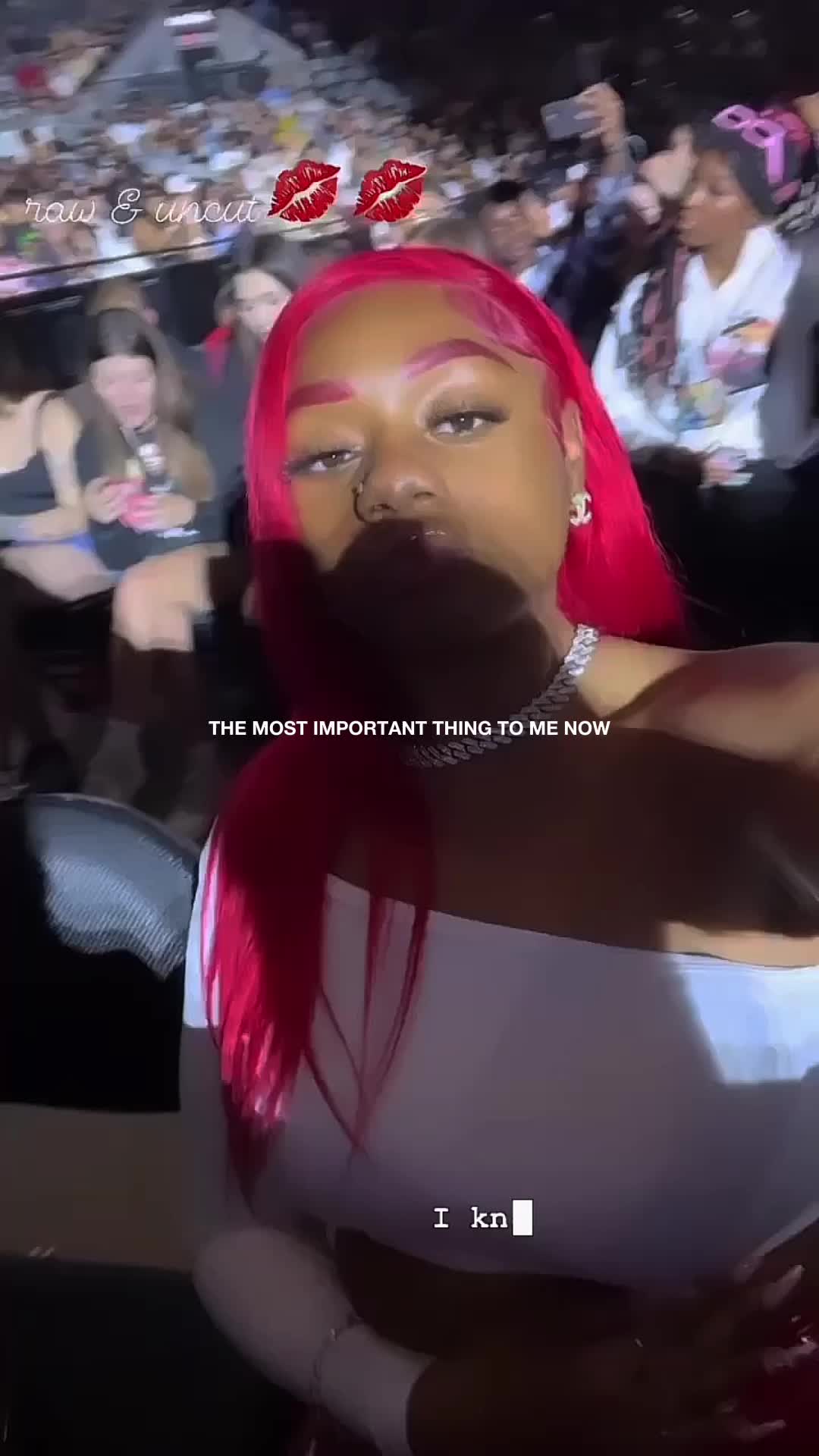 @Pinky🤩