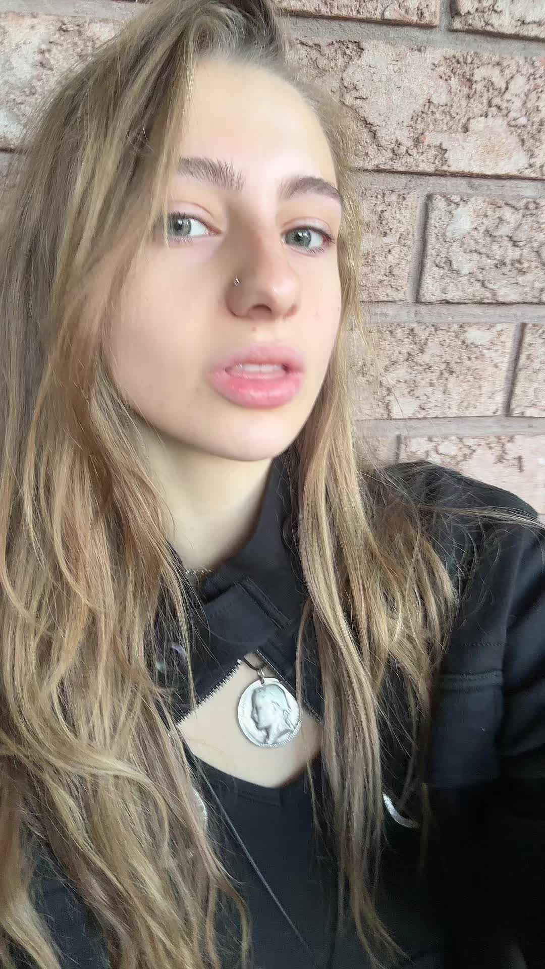 @Sophia Dumitras