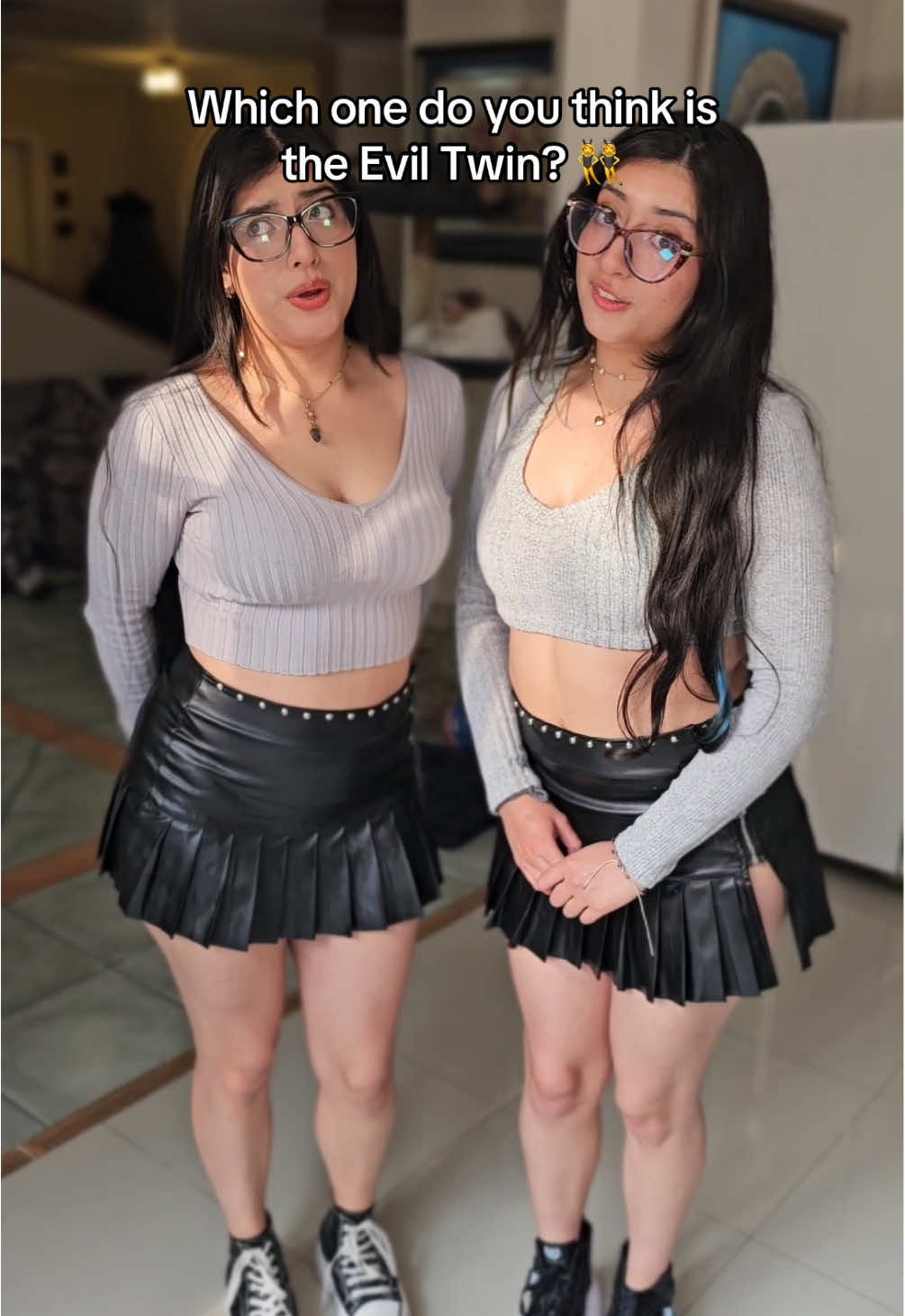 Evans twins (@evanstwins_xo) - Urlebird