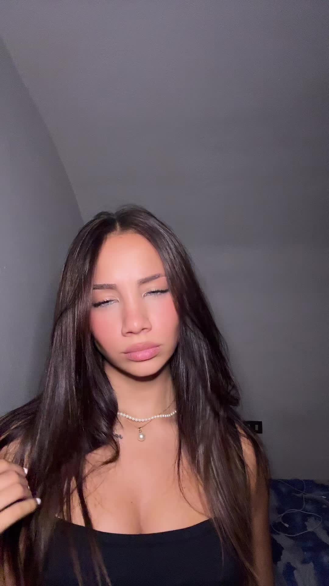 @guè