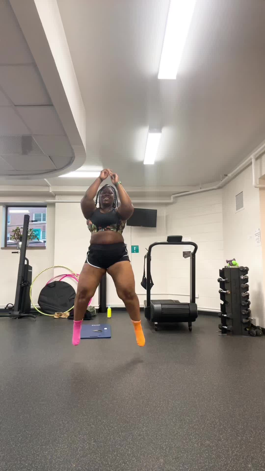@TheeGalavantingBae