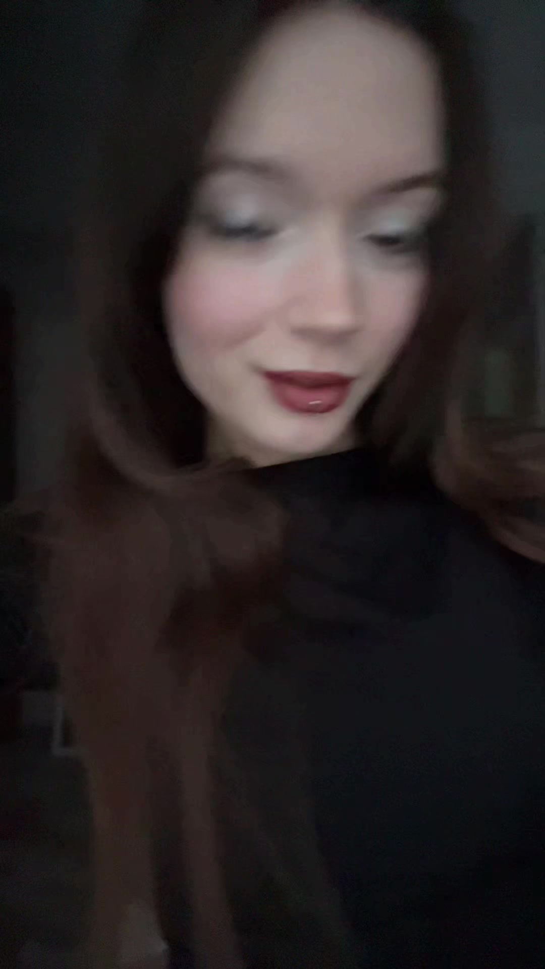 @лили