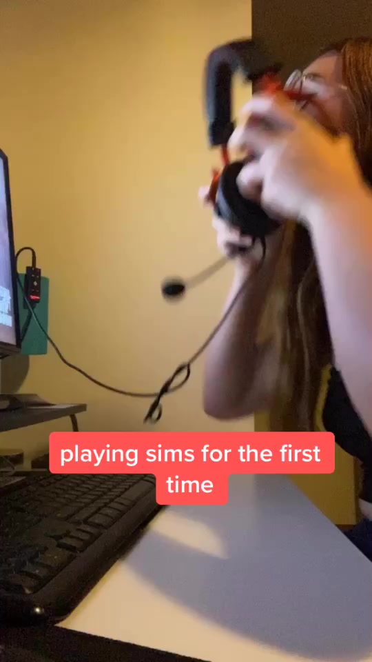 @𝔏𝔞𝔯𝔞 🥰