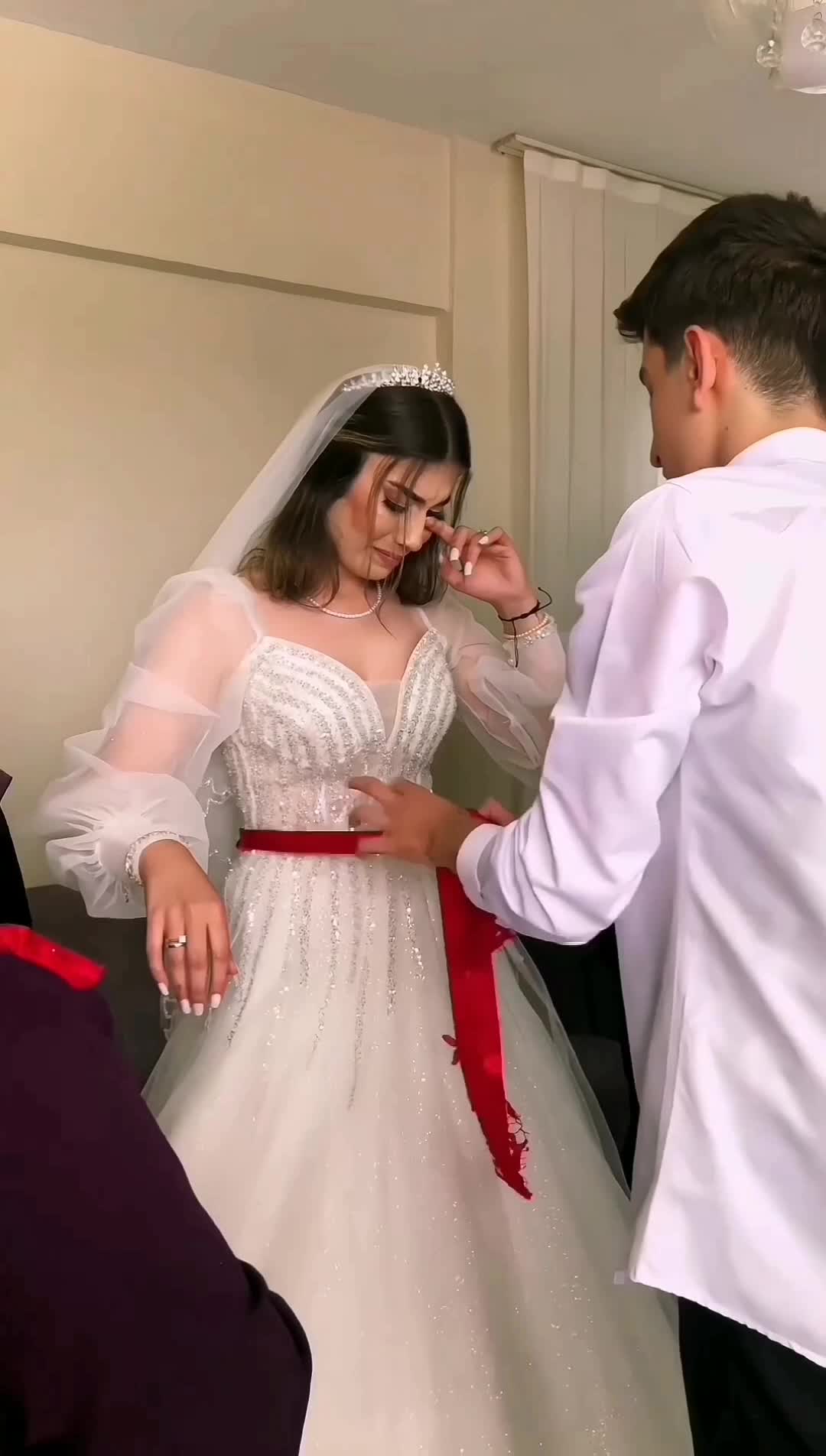 @İ𝐋𝐊𝐍𝐔𝐑 & 𝐄𝐌𝐑𝐄 ♡