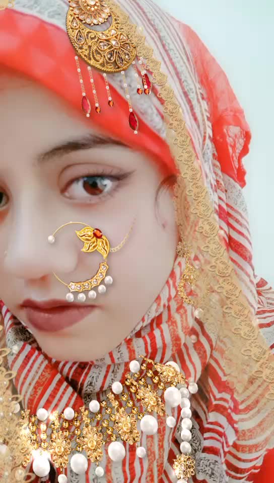 @Aayesha Khan
