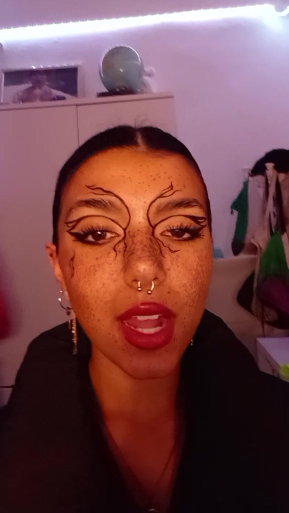 @✝️