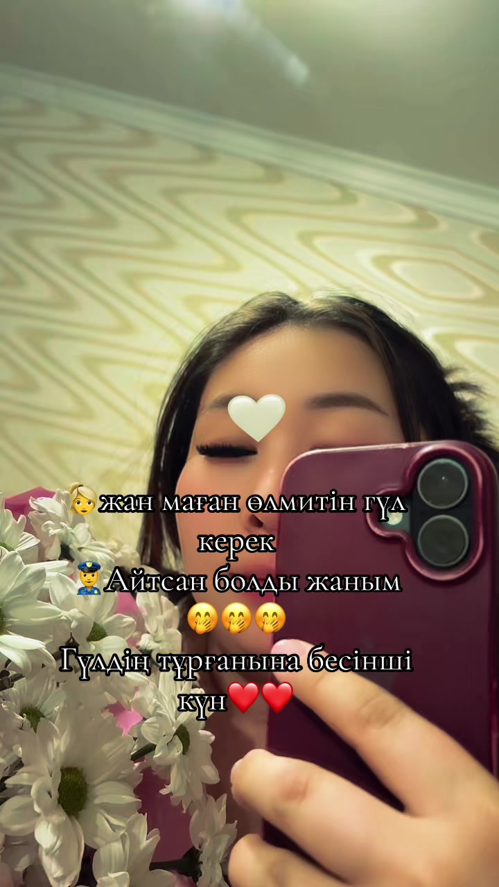 @༺🕊️ 𝓜𝓸𝓵𝓵𝓲 🕊️༻