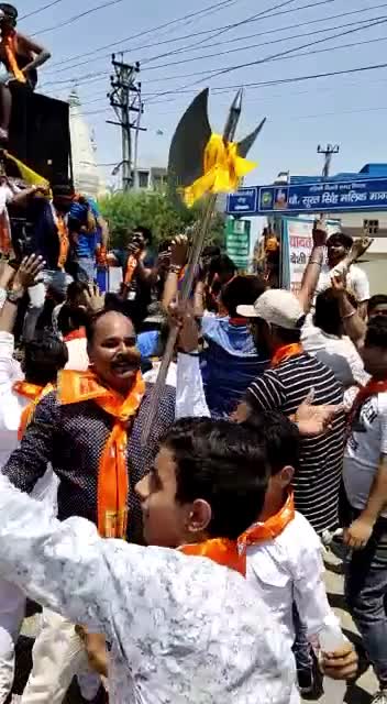 @Gaurav Pandit😎